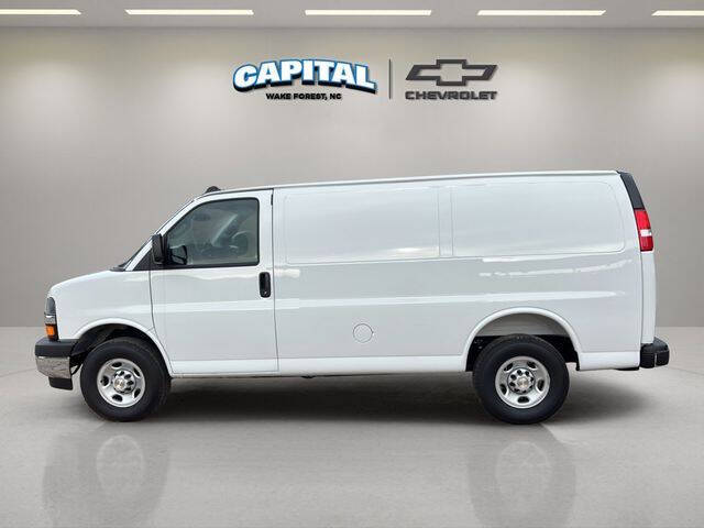 2025 Chevrolet Express 2500
