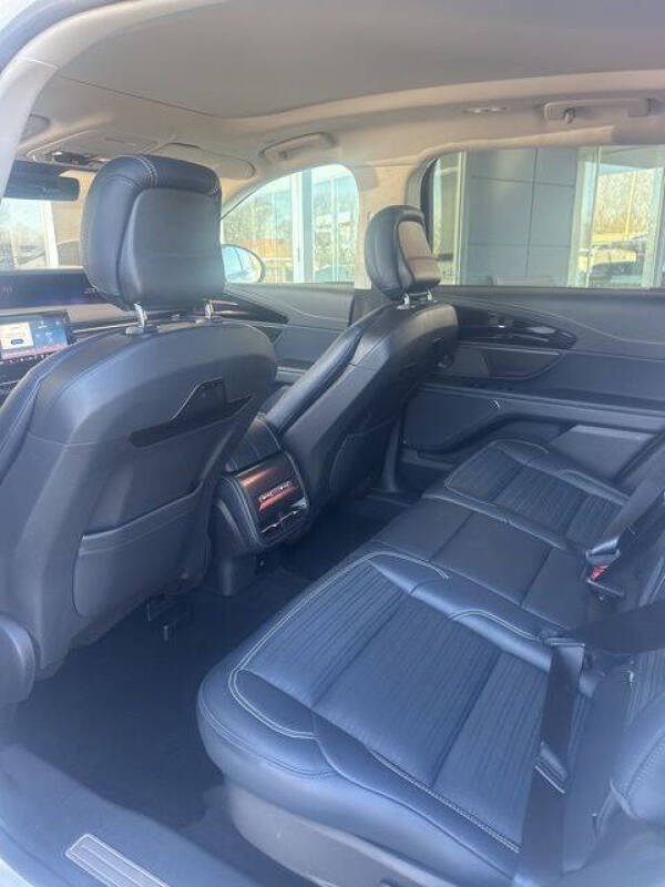 2024 Lincoln Nautilus Reserve