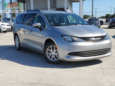 2020 Chrysler Voyager for sale at GATOR'S IMPORT SUPERSTORE in Melbourne FL