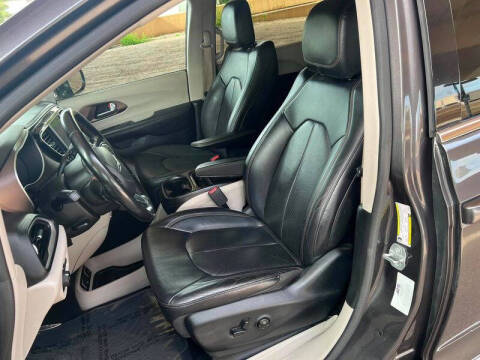 2019 Chrysler Pacifica Touring L