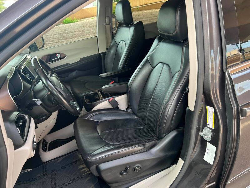 2019 Chrysler Pacifica Touring L