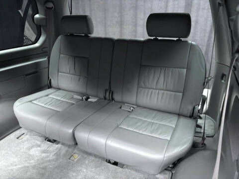 2004 Toyota Land Cruiser