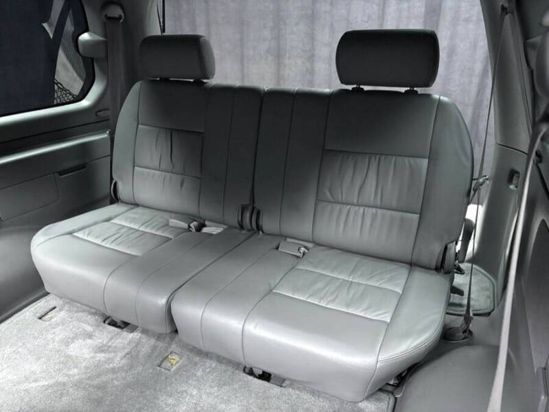 2004 Toyota Land Cruiser