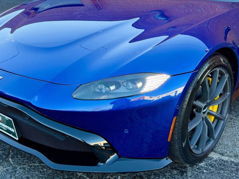 2019 Aston Martin Vantage
