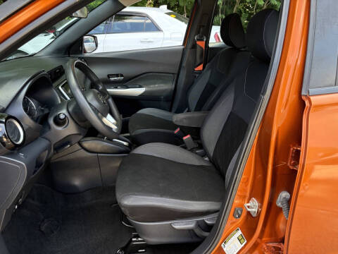 2019 Nissan Kicks S