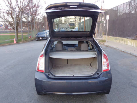 2013 Toyota Prius Three