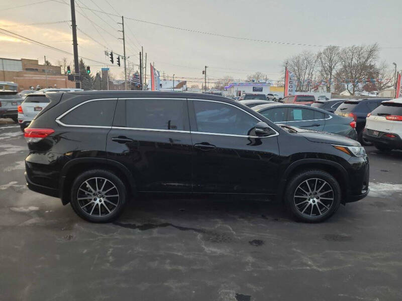 2018 Toyota Highlander SE