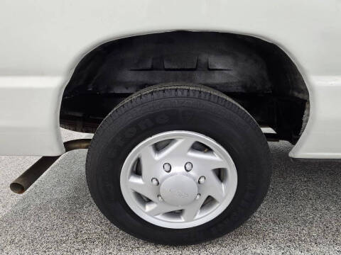 2011 Ford E-Series E-150