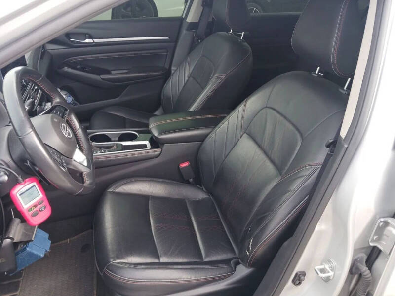 2023 Nissan Altima 2.5 SR