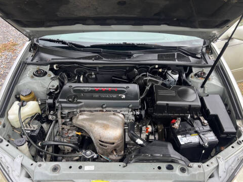 2005 Toyota Camry LE