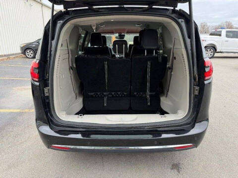 2024 Chrysler Pacifica Plug-In Hybrid