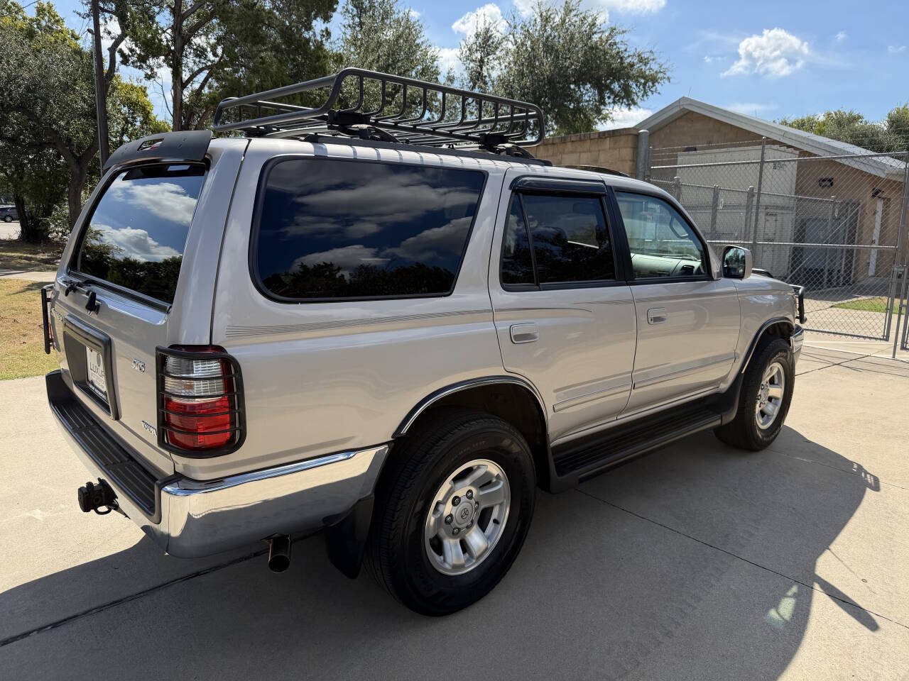 Used Car 2000 Toyota 4runner  Sr5 4dr Suv For Sale Under $10,000 In Austin, Texas