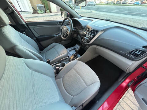 2016 Hyundai Accent SE