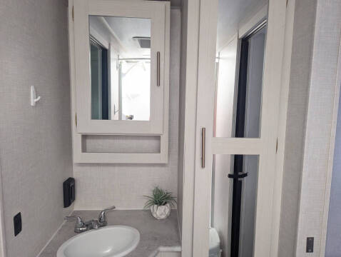 2022 Forest River R-Pod 202 / 25ft
