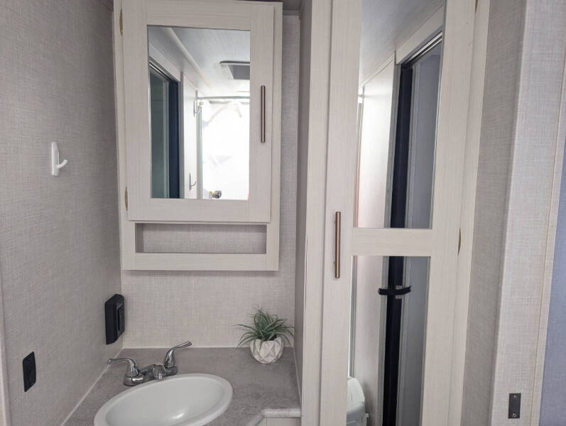 2022 Forest River R-Pod 202 / 25ft