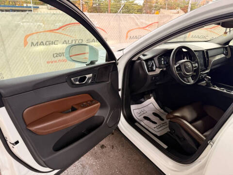 2020 Volvo XC60 T5 Inscription