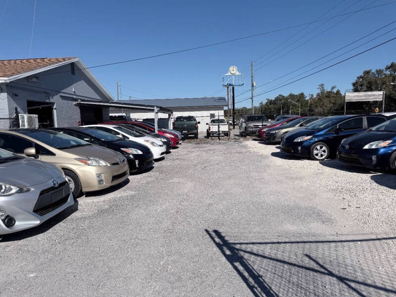 2014 Toyota Prius Five