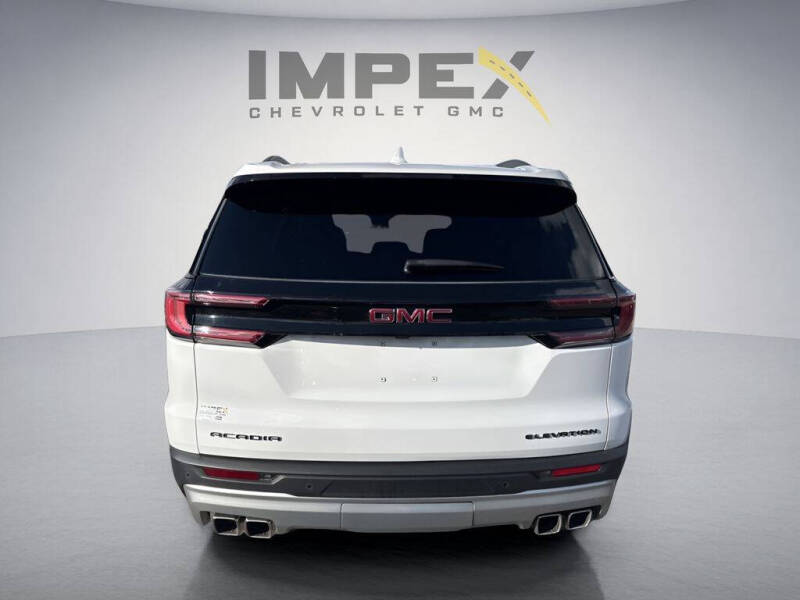 2025 GMC Acadia Elevation