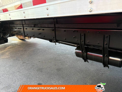 2018 Freightliner M2 106