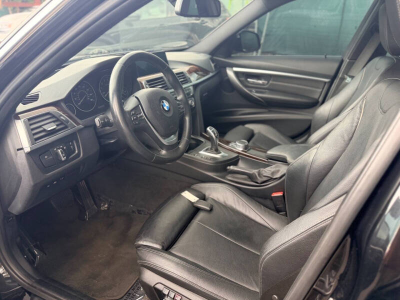 2017 BMW 3 Series 330i