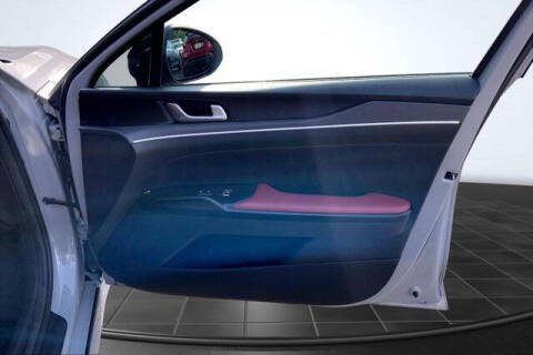 2023 Kia K5