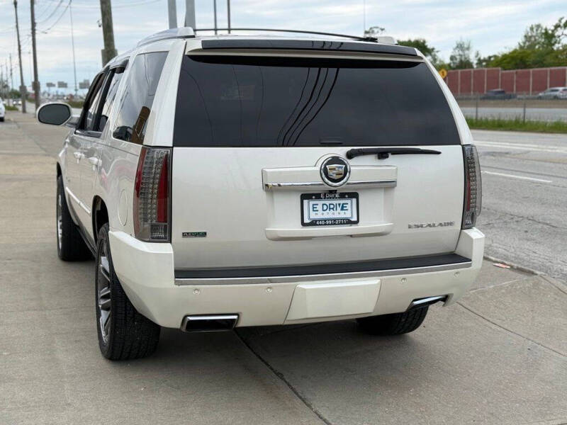 2012 Cadillac Escalade Premium