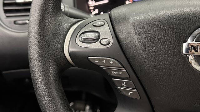2020 Nissan Pathfinder S