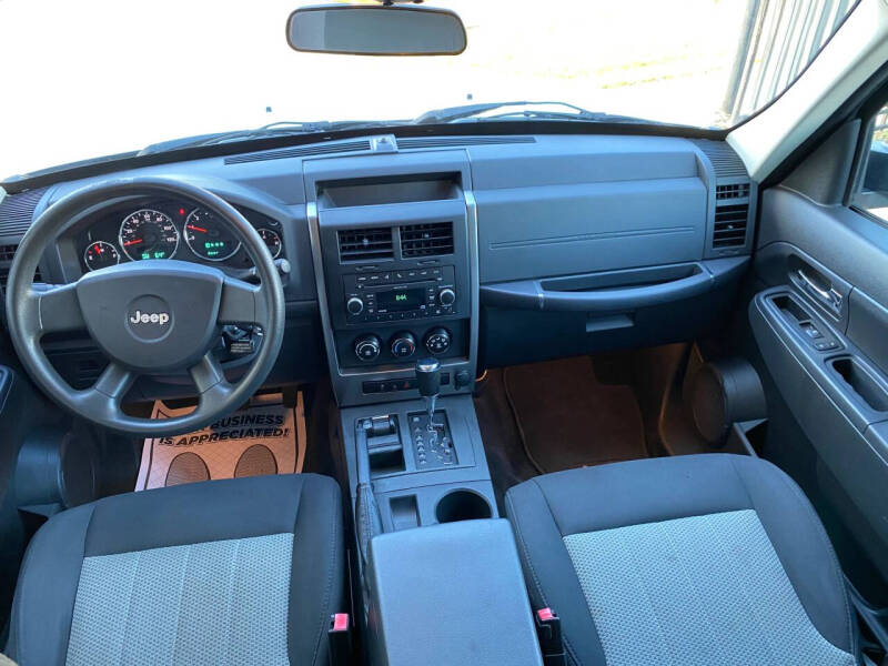 2010 Jeep Liberty Sport