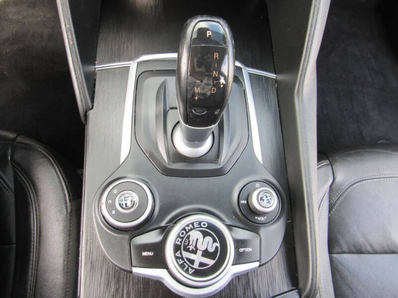 2017 Alfa Romeo Giulia