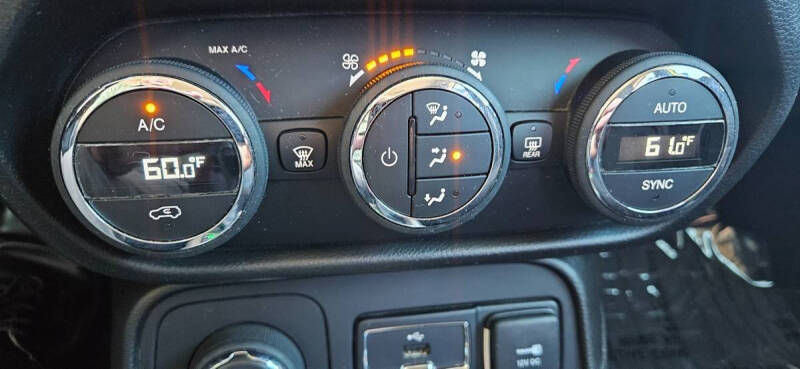 2017 Jeep Renegade Altitude