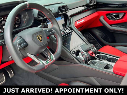 2022 Lamborghini Urus