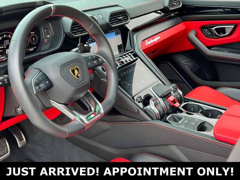 2022 Lamborghini Urus