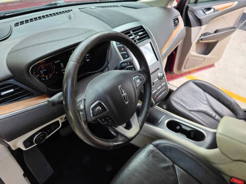 2017 Lincoln MKC Select