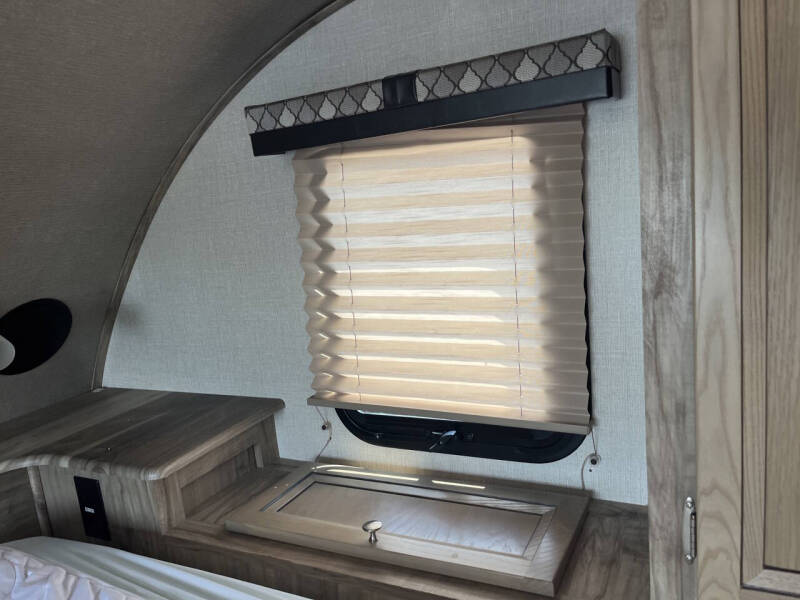 2020 Palomino BACKPACK EDITION