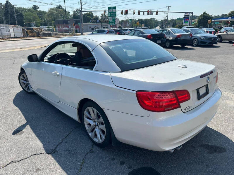 2011 BMW 3 Series 328i