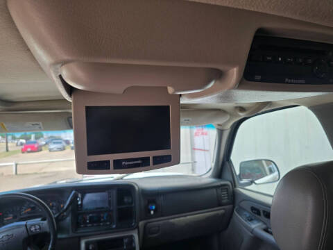 2004 Chevrolet Suburban
