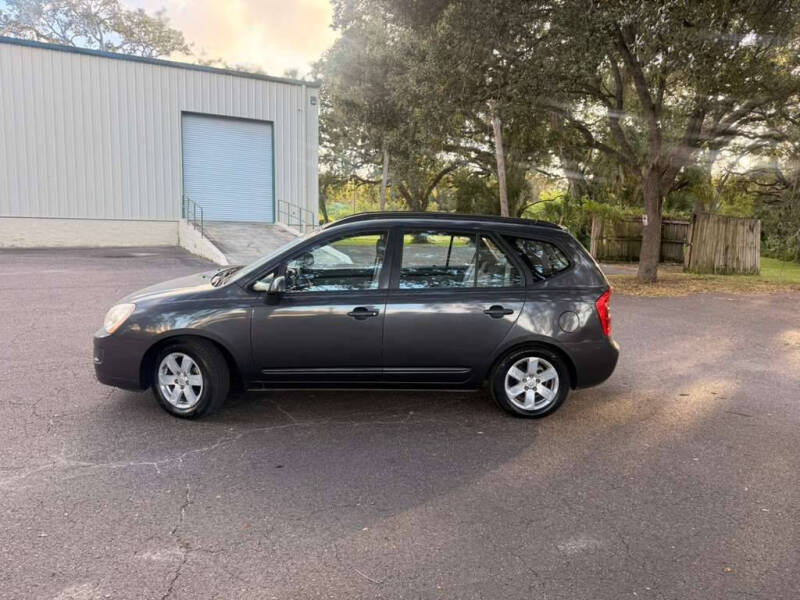 2008 Kia Rondo LX