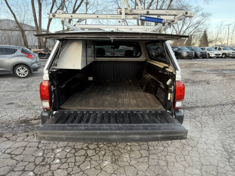 2019 Toyota Tacoma SR