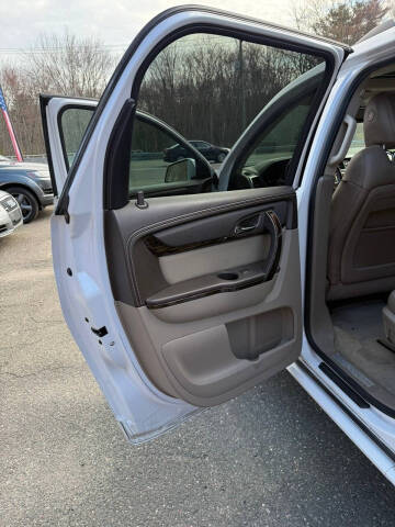 2016 GMC Acadia Denali