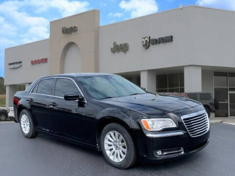 2014 Chrysler 300 for sale at Hayes Chrysler Dodge Jeep of Baldwin in Alto GA