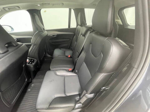 2023 Volvo XC90 B5 Core