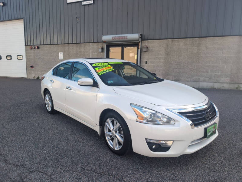 2015 Nissan Altima SL's photo