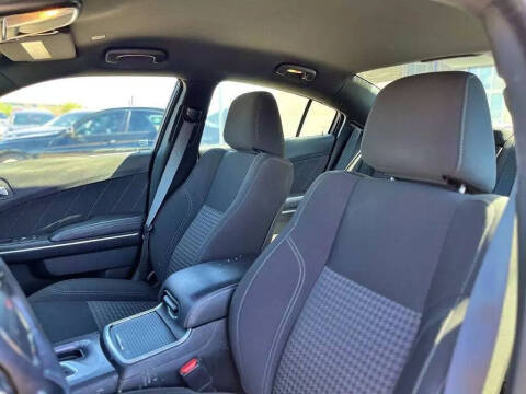 2019 Dodge Charger SXT