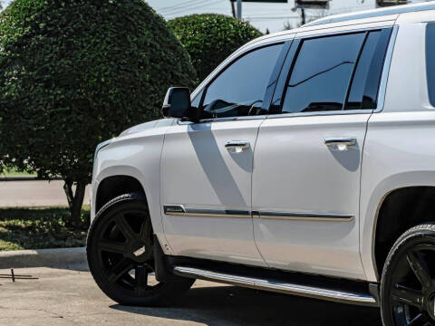 2016 Cadillac Escalade ESV Luxury Collection