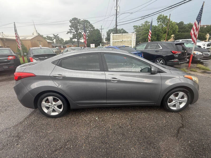 2012 Hyundai Elantra