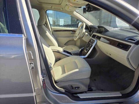 2015 Volvo XC70 T5 Drive-E Platinum