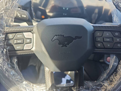 2025 Ford Mustang Dark Horse