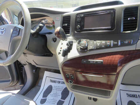 2013 Toyota Sienna