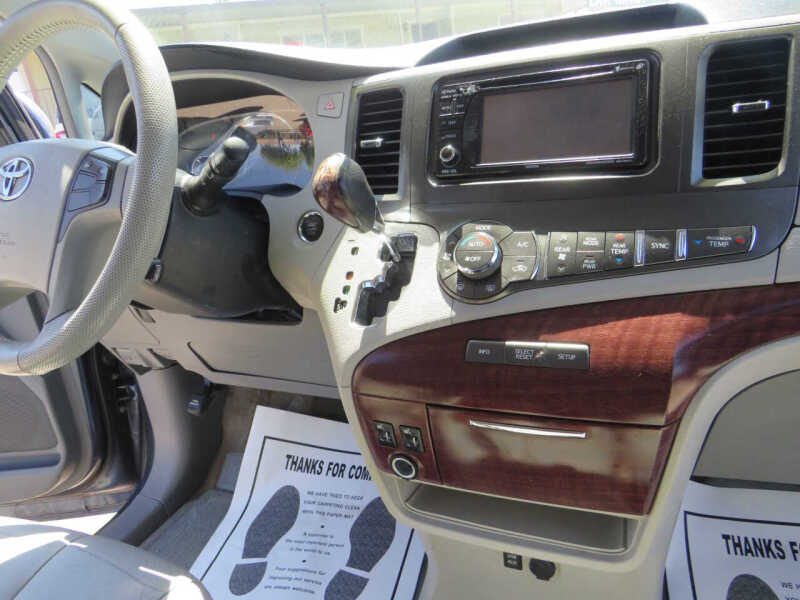 2013 Toyota Sienna