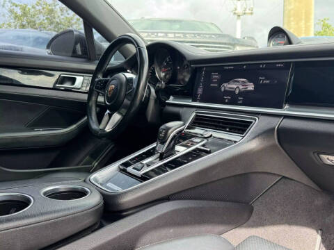 2019 Porsche Panamera